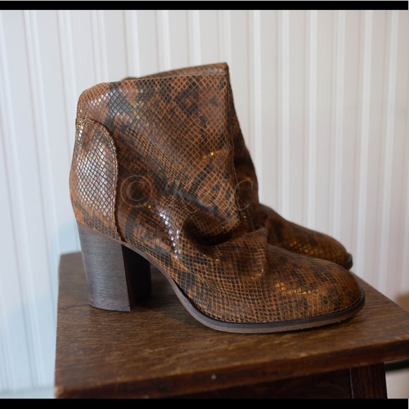 Free People Elle Block Heel Boot Snakeskin Brown 40 39 - Picture 3 of 7